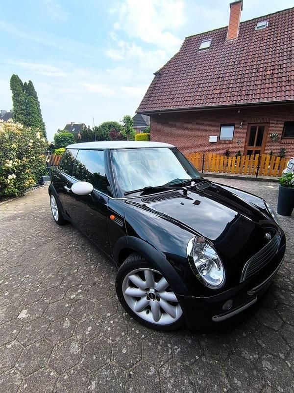 Schwarz Gebraucht 2004 Mini Cooper Kleinwagen | 2.950 € (Fairer Preis) - Bild 1/4