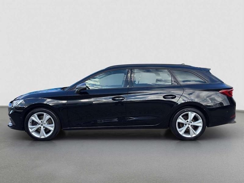 Gebraucht Seat Leon FR 150 PS (110 kW) 2022 Mitternachtsscharz Kombi