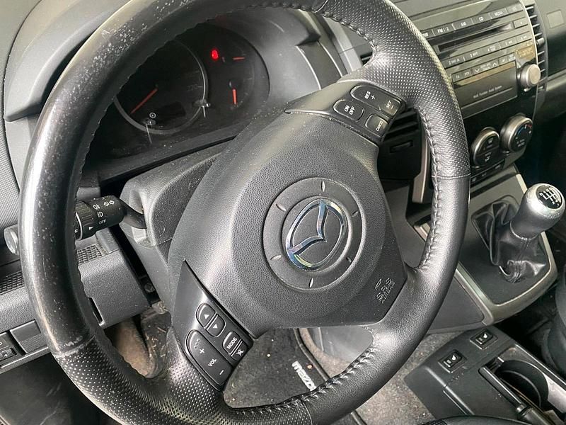 Second-hand Mazda 5 2010 Negru Monovolum