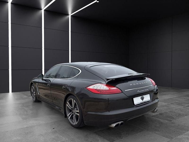 Usata Porsche Panamera Turbo 500 CV (367 kW) 2012 Grigio Berlina