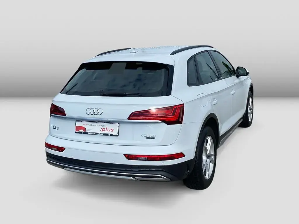 Gebraucht Audi Q5 Ambiente 204 PS (150 kW) 2022 Gletscherweiß metallic SUV