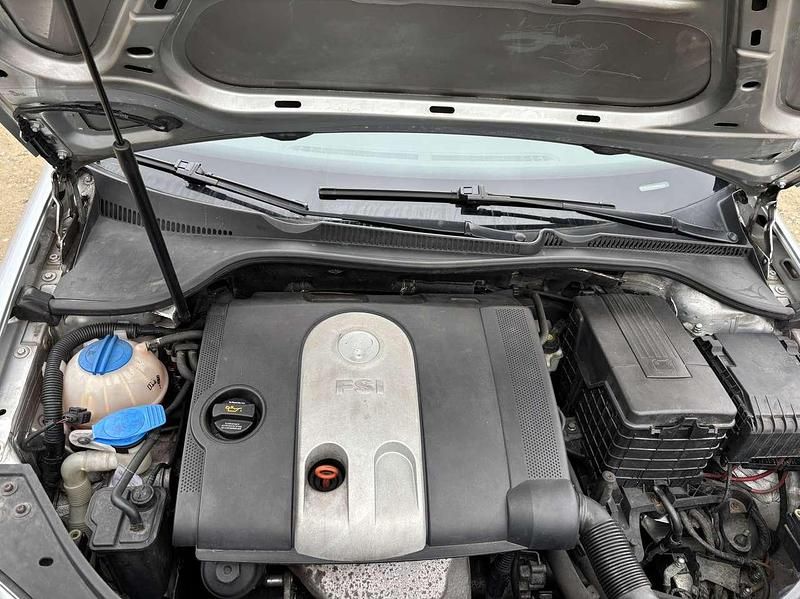 Gebraucht VW Golf IV Comfortline 90 PS (66 kW) 2004 Grau Limousine