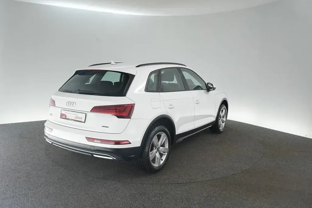Gebraucht Audi Q5 Ambiente 265 PS (194 kW) 2022 Ibisweiß SUV