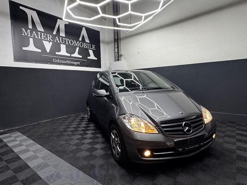 Grau Gebraucht 2009 Mercedes A160 Limousine | 2.999 € (Superpreis) - Bild 1/4