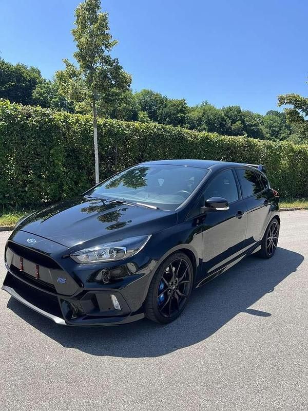 Schwarz Gebraucht 2017 Ford Focus RS Limousine | 35.000 € - Bild 1/4