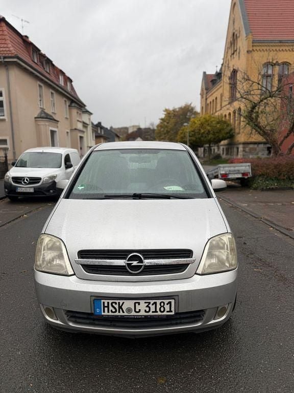 Gebraucht Opel Meriva 105 PS (77 kW) 2006 Silber Van / Kleinbus