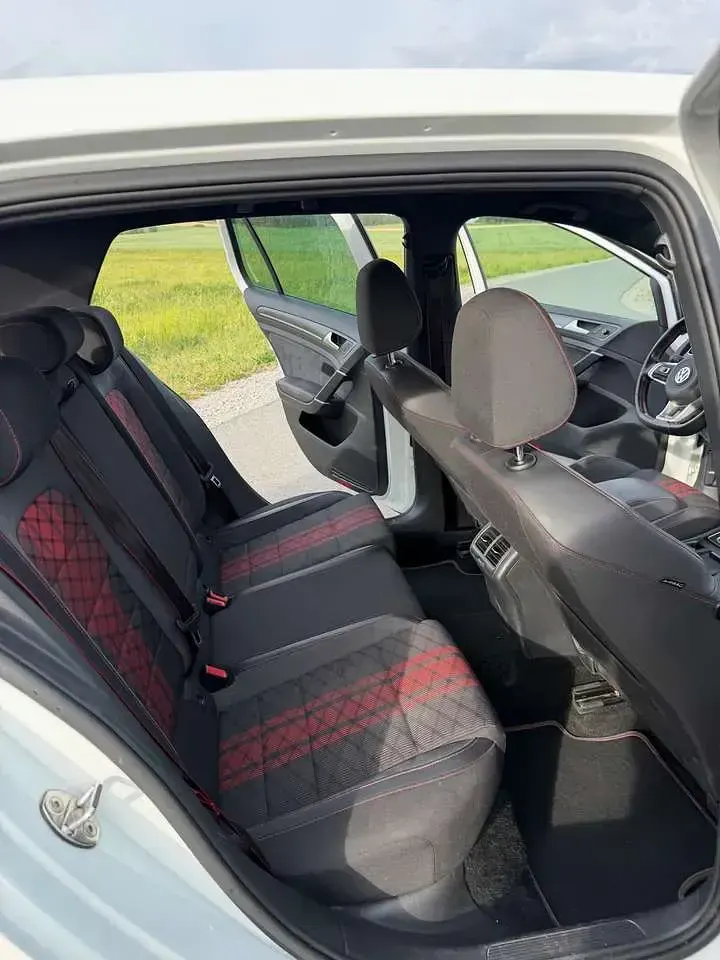Gebraucht VW Golf VII GTI 290 PS (213 kW) 2019 Weiß Kleinwagen