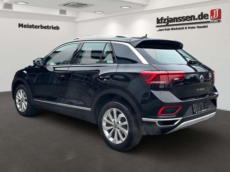 Gebraucht VW T-Roc Style 150 PS (110 kW) 2023 Deep black perleffekt SUV