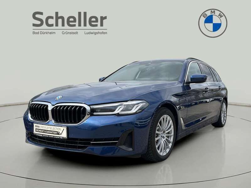 Phytonicblau Gebraucht 2021 BMW 530 Kombi | 35.900 € (Guter Preis) - Bild 1/4