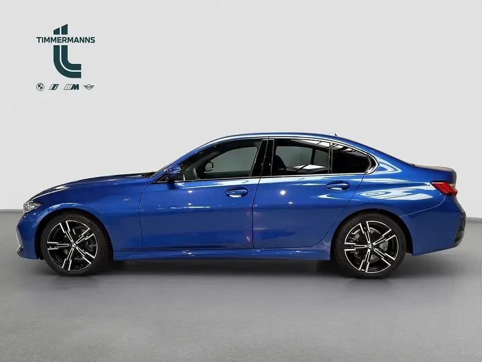 Gebraucht BMW 320 M Sport 184 PS (135 kW) 2024 Blau Limousine