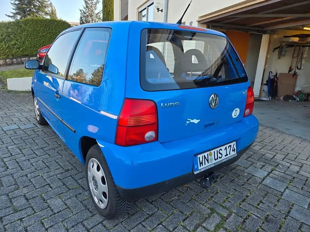 Brugt VW Lupo Basis 75 HK (55 kW) 2002 Blå Hatchback