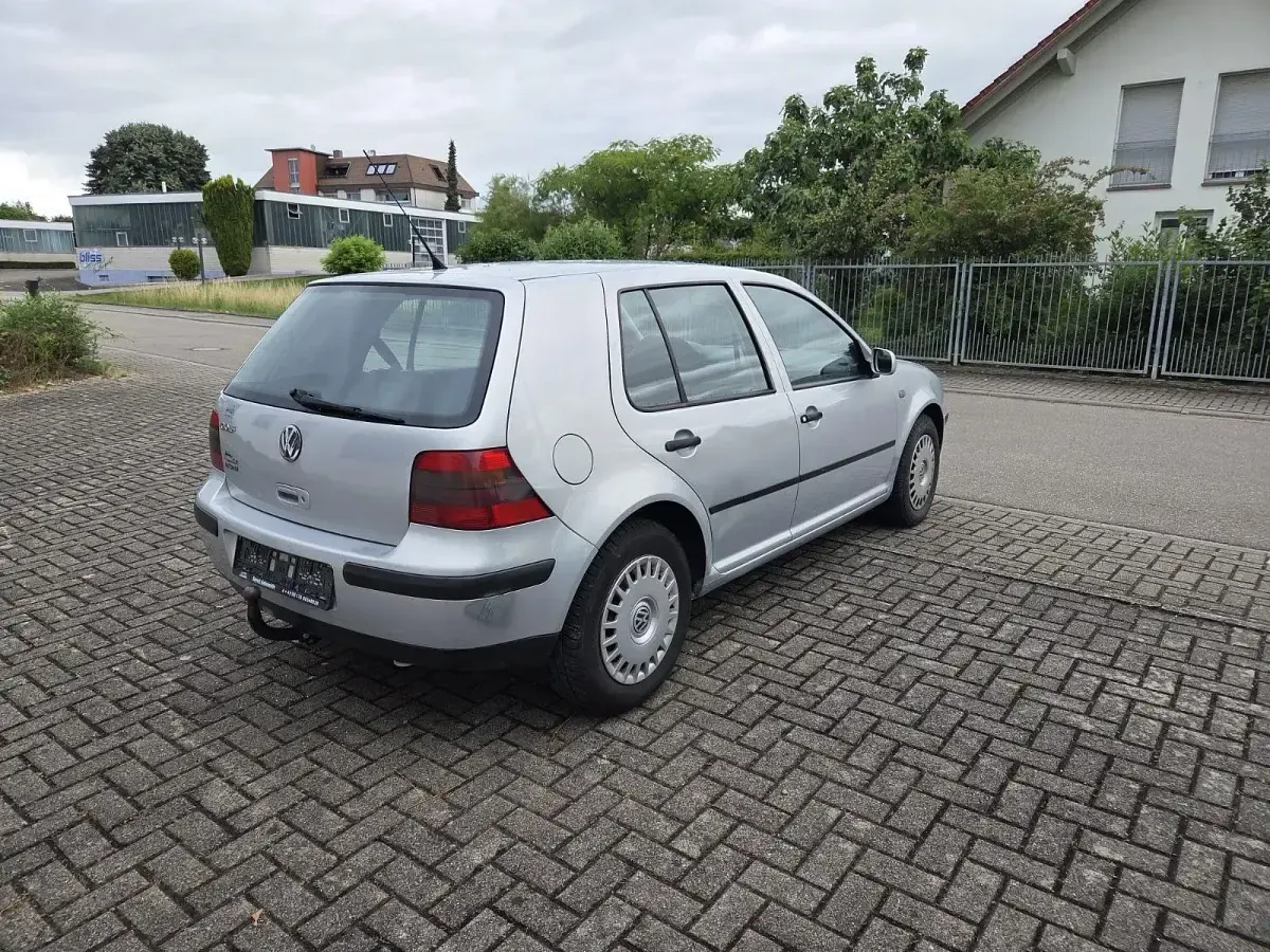 Gebraucht VW Golf III 75 PS (55 kW) 1998 Silber Limousine
