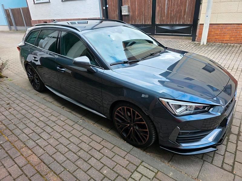 Gebraucht Cupra Leon VZ 310 PS (228 kW) 2022 Grau Kombi