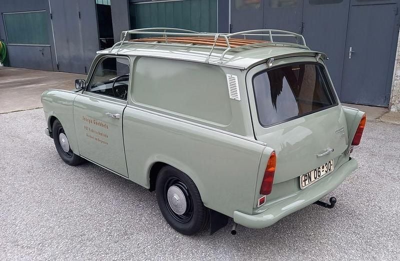 Grau Gebraucht 1976 Trabant 601 Kleinwagen | 14.900 € - Bild 1/4