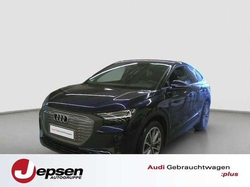 Navarrablau metallic (metallic) Gebraucht 2025 Audi e-tron Sportback SUV | 43.880 € (Teuer) - Bild 1/4
