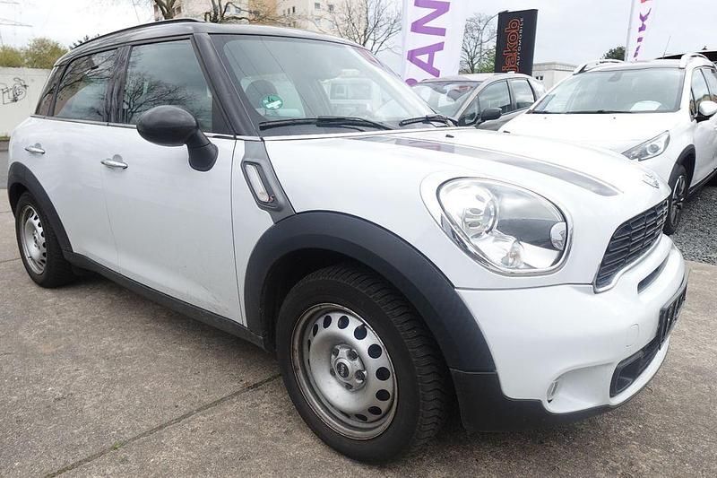 Weiß Gebraucht 2012 Mini Cooper S Countryman SUV | 4.490 € (Superpreis) - Bild 1/4
