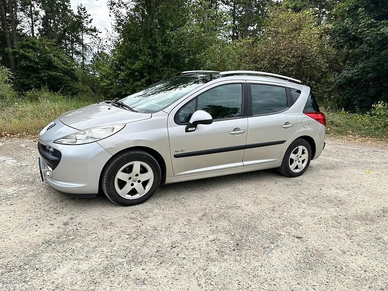 Grau Gebraucht 2009 Peugeot 207 Kombi | 1.350 € (Superpreis) - Bild 1/4