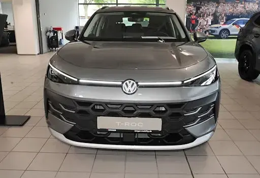 Neu VW T-Roc Life 150 PS (110 kW) 2026 Grau SUV