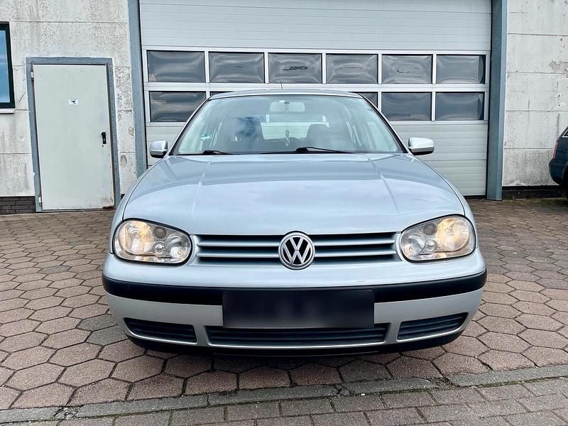 Gebraucht VW Golf IV 101 PS (74 kW) 2001 Silber Kleinwagen