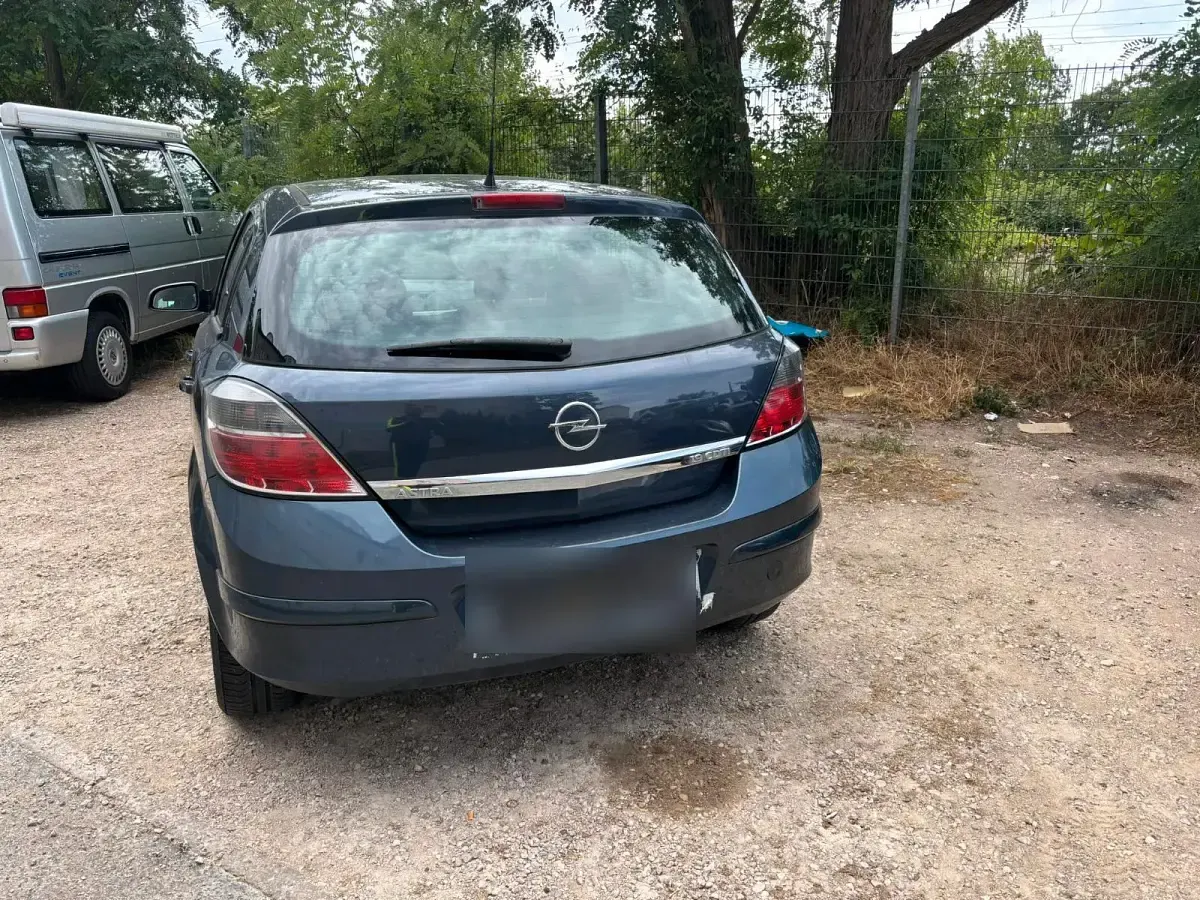 Gebraucht Opel Astra 120 PS (88 kW) 2009 Blau Kleinwagen