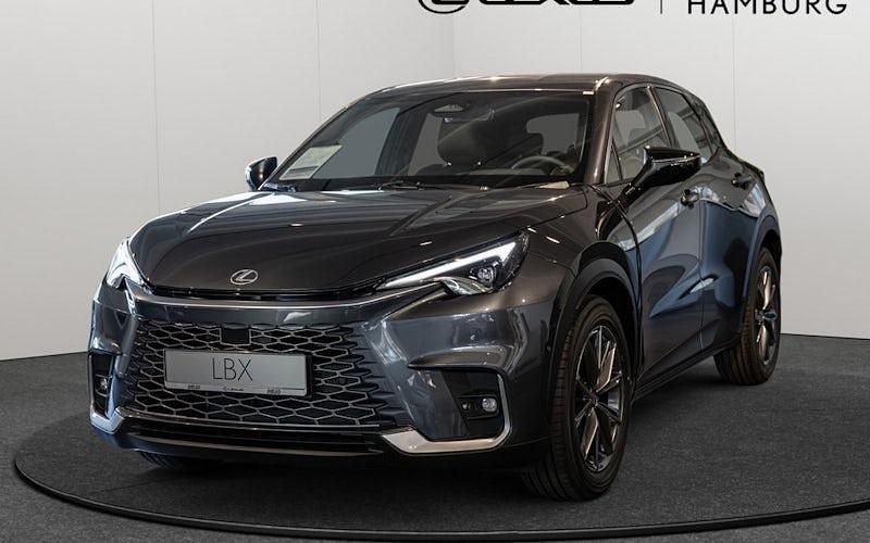 Neu Lexus LBX 136 PS (100 kW) 2026 Grau SUV