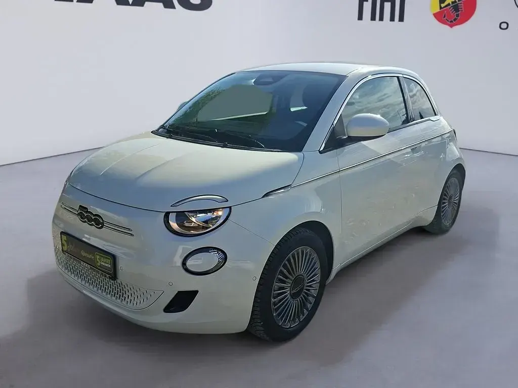 Gebraucht Fiat 500e 86 kW (118 PS) 2024 Weiß Limousine