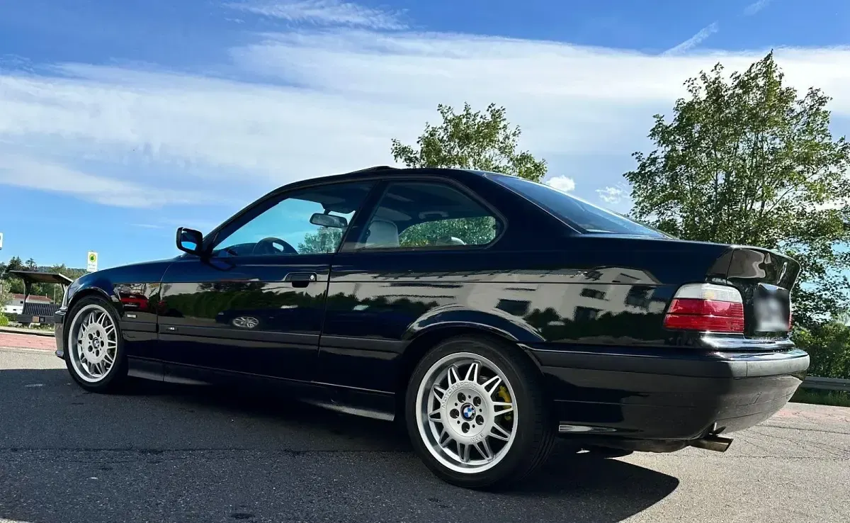 Gebraucht BMW 318 Performance 140 PS (102 kW) 1997 Schwarz Coupé