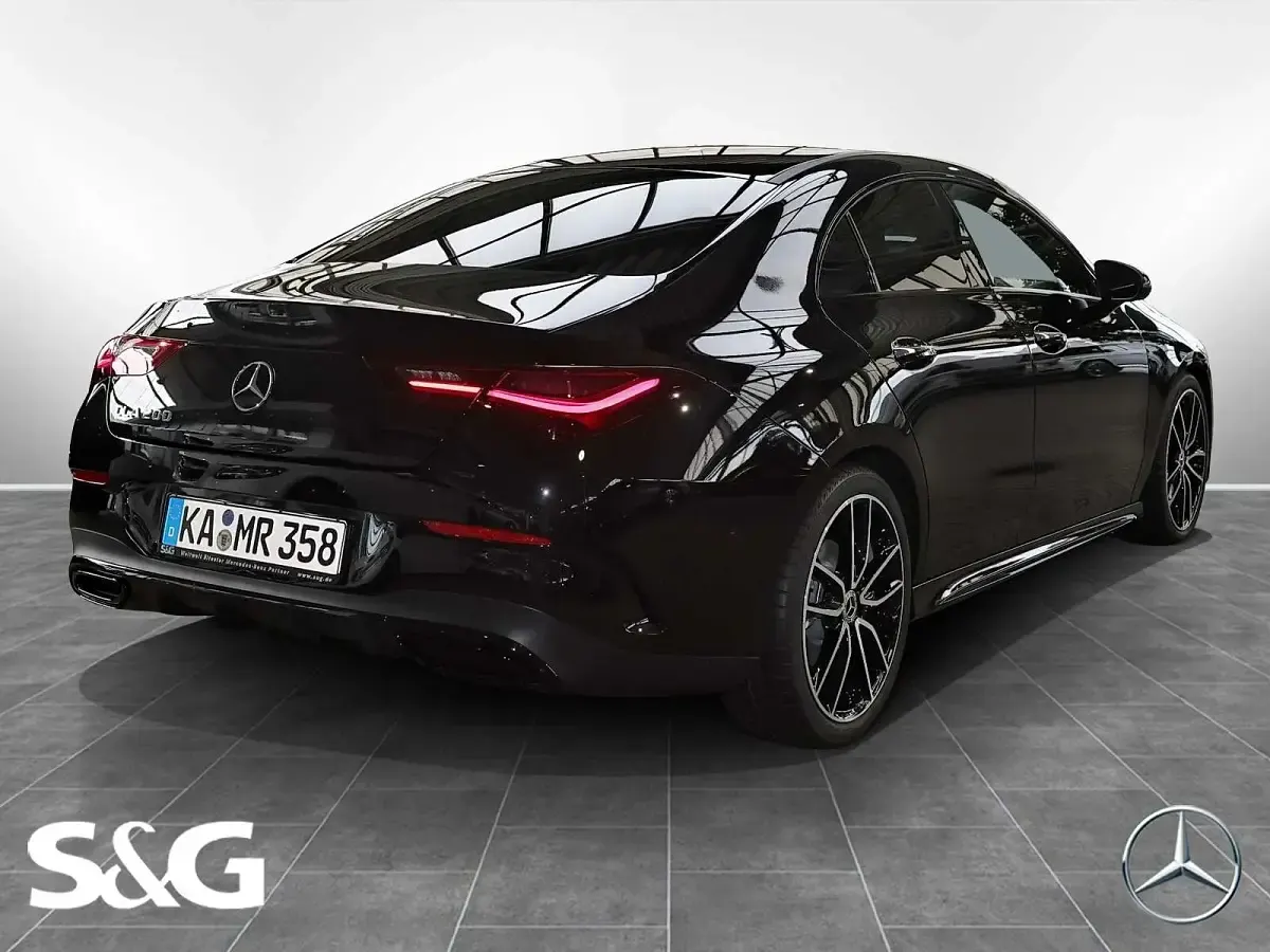 Gebraucht Mercedes CLA200 AMG 163 PS (119 kW) 2025 Metalliclack kosmosschwarz Coupé