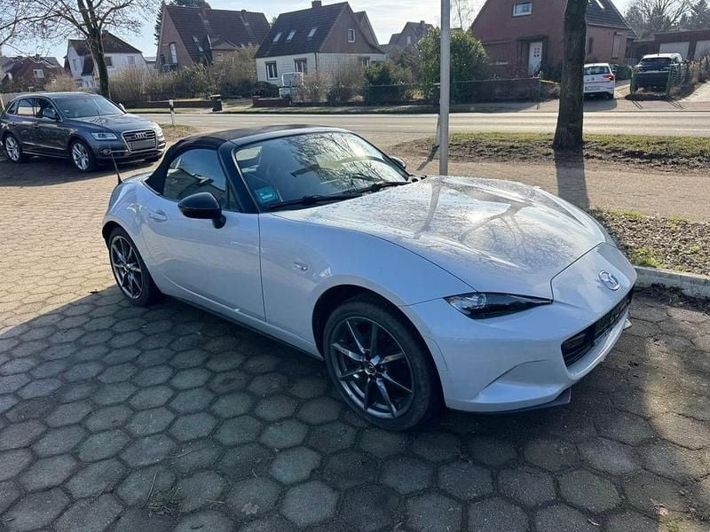 Gebraucht Mazda MX5 Sports-Line 160 PS (117 kW) 2016 Weiß Cabrio