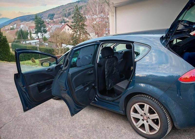 Gebraucht Seat Leon Sport 125 PS (91 kW) 2009 Blau Kleinwagen