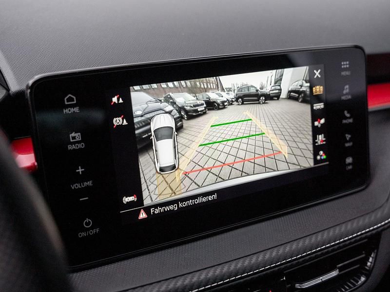 Gebraucht Skoda Fabia Monte Carlo 150 PS (110 kW) 2025 Grau Limousine