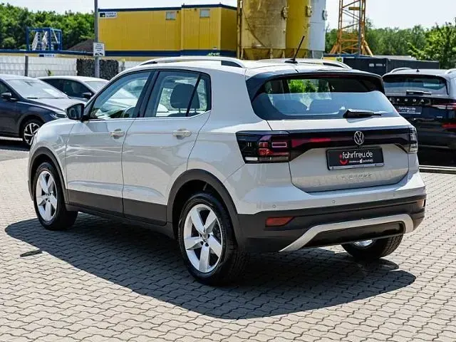 Gebraucht VW T-Cross Style 110 PS (80 kW) 2023 Grau SUV