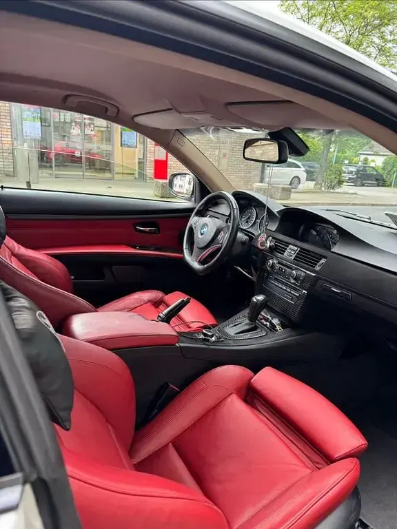Gebraucht BMW 320 M Sport 184 PS (135 kW) 2010 Weiß Coupé