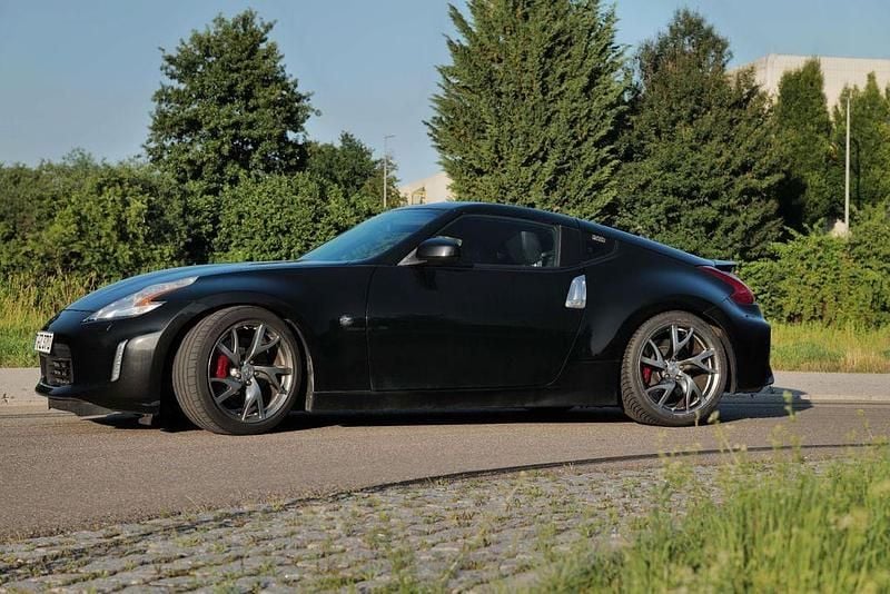 Schwarz Gebraucht 2014 Nissan 370Z Coupé | 24.500 € (Superpreis) - Bild 1/4