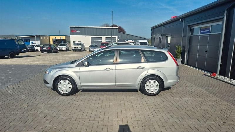 Usata Ford Focus 101 CV (74 kW) 2010 Argento Berlina