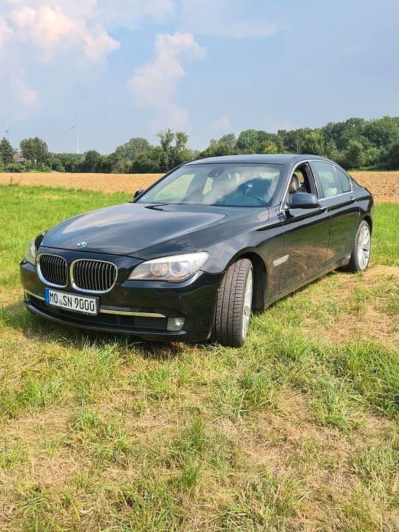 Schwarz Gebraucht 2010 BMW 730L Performance Limousine | 14.000 € (Fairer Preis) - Bild 1/4