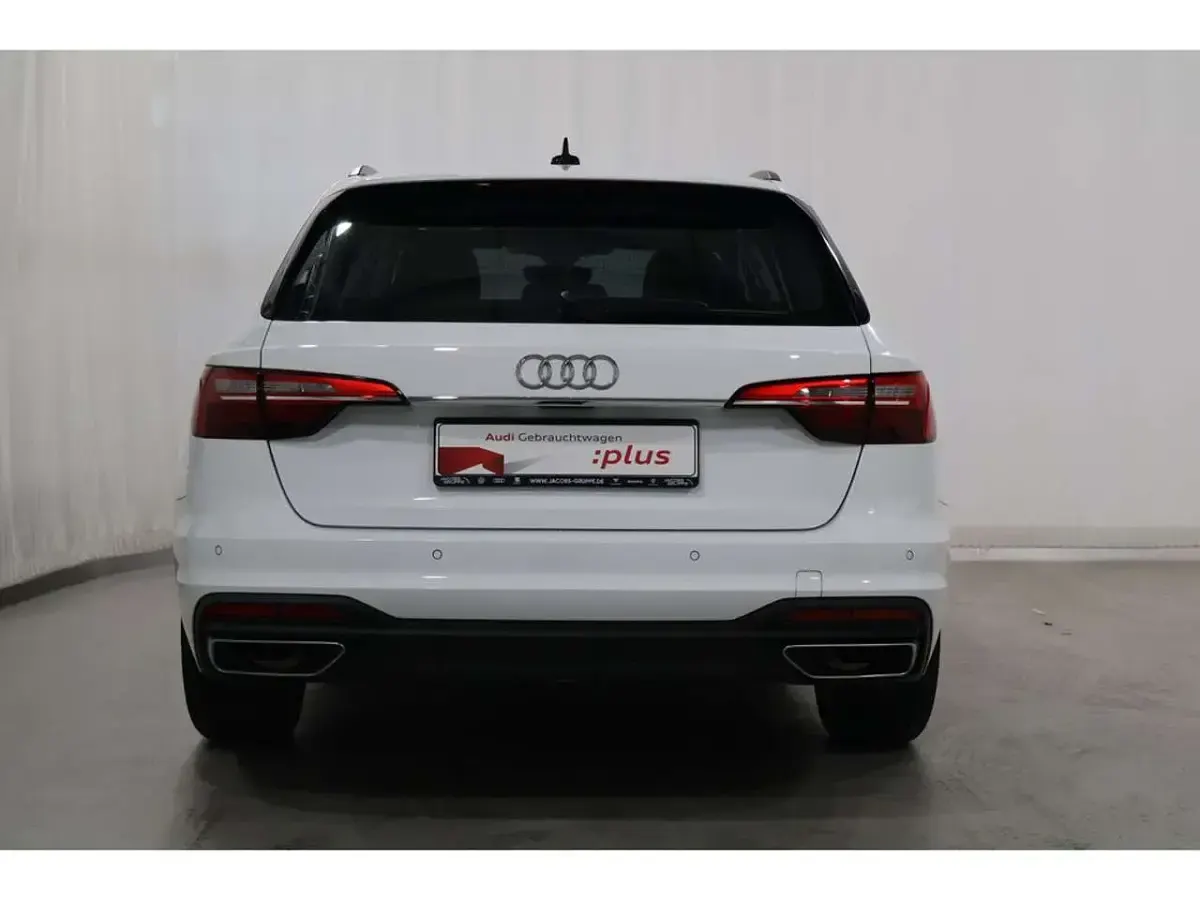Gebraucht Audi A4 Performance 204 PS (150 kW) 2023 Weiß Kombi