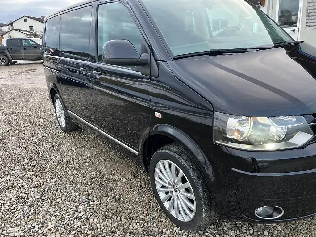 Gebraucht VW Multivan Highline 179 PS (131 kW) 2015 Schwarz Van / Kleinbus