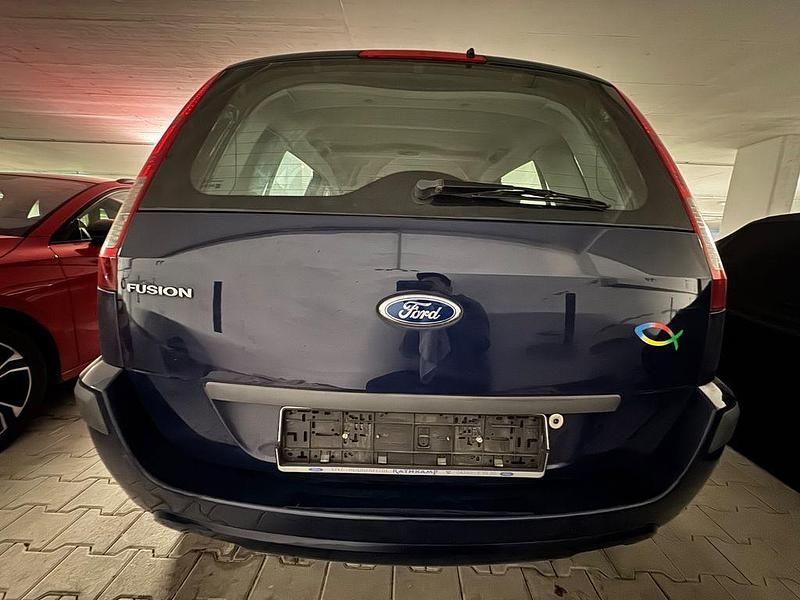 Gebraucht Ford Fusion Style 80 PS (58 kW) 2009 Blau Kleinwagen