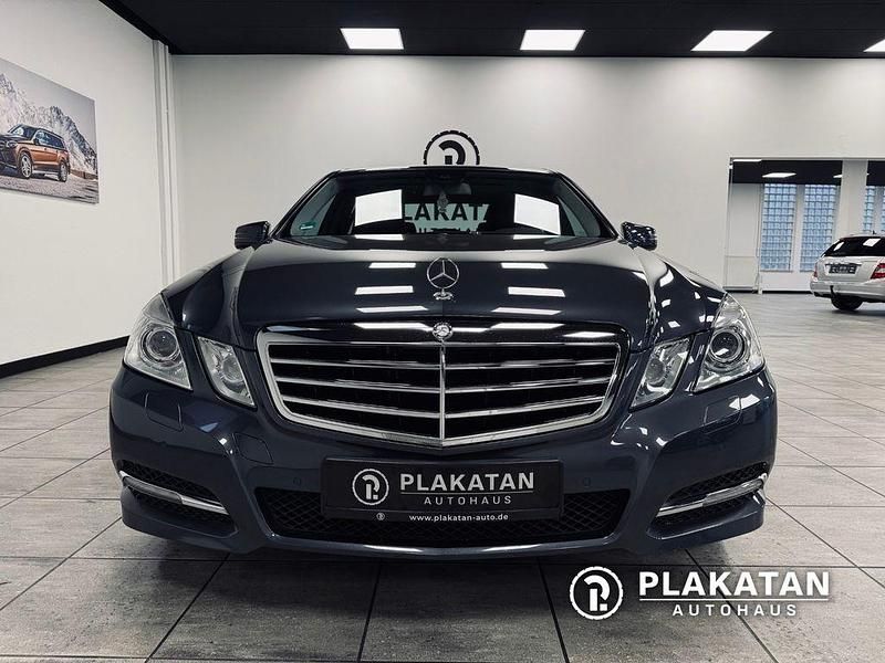 Gebraucht Mercedes E250 204 PS (150 kW) 2012 Grau Limousine