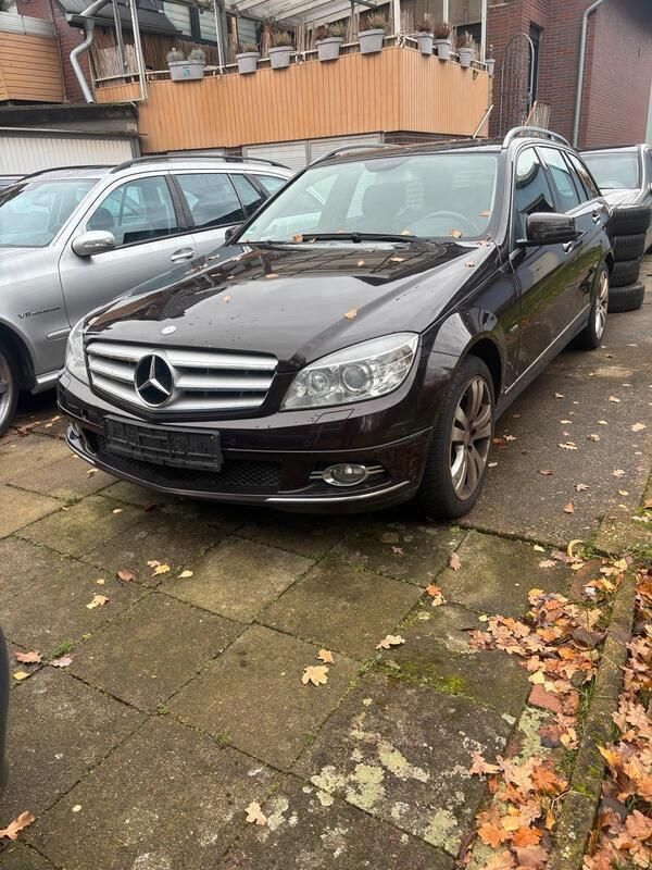 Violet Gebraucht 2010 Mercedes C200 Kombi | 5.400 € (Fairer Preis) - Bild 1/4