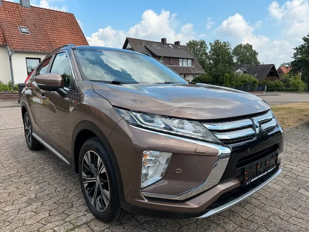 Gebraucht Mitsubishi Eclipse Cross Top 148 PS (108 kW) 2020 Braun SUV
