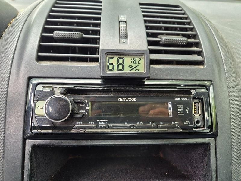 Gebraucht VW Lupo 50 PS (36 kW) 1998 Schwarz Kleinwagen