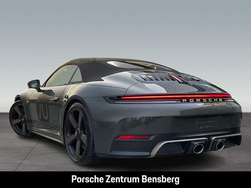 Neu Porsche 911 541 PS (397 kW) 2025 Grau Cabrio