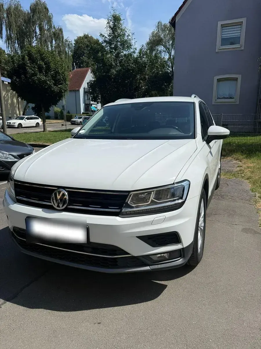 Gebraucht VW Tiguan Highline 150 PS (110 kW) 2019 Weiß SUV