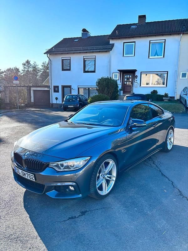 Grau Gebraucht 2014 BMW 430 M Sport Coupé | 23.500 € - Bild 1/4