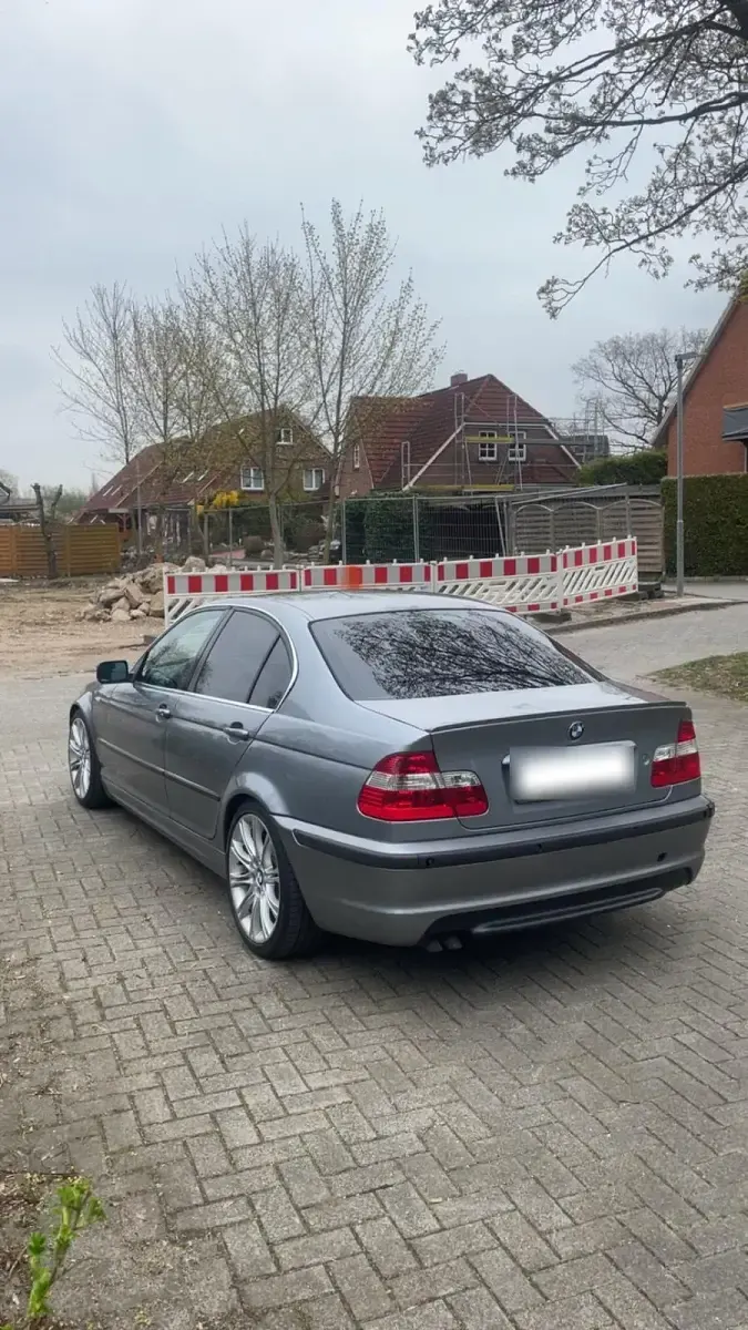 Usata BMW 330 204 CV (150 kW) 2004 Argento Berlina