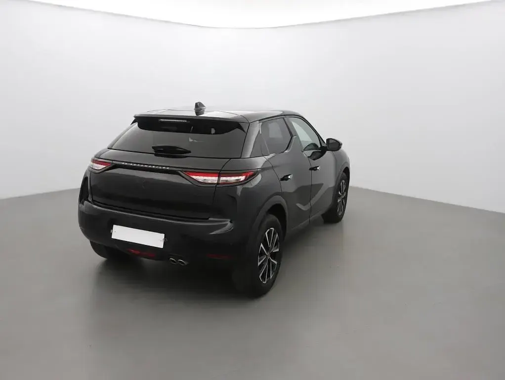 Gebraucht DS Automobiles DS3 Crossback Performance 133 PS (97 kW) 2024 Noir perla nera SUV