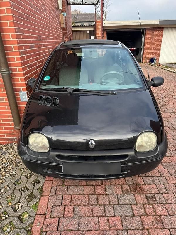 Używany Renault Twingo 60 KM (44 kW) 2002 Czarny Hatchback