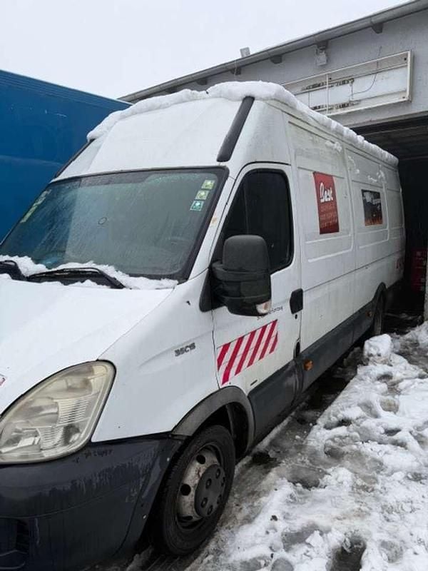 Gebraucht Iveco Daily 125 PS (91 kW) 2008 Weiß Van